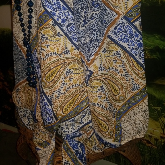 Dress Barn blouse - Picture 3 of 5